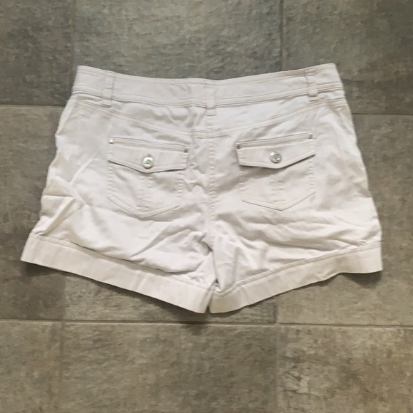 Shorts - Picture 2 of 2